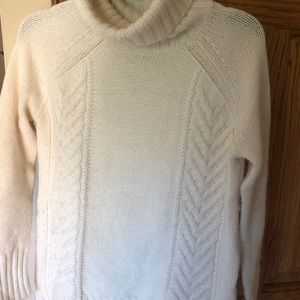 Cream sweater turtleneck from American Eagle